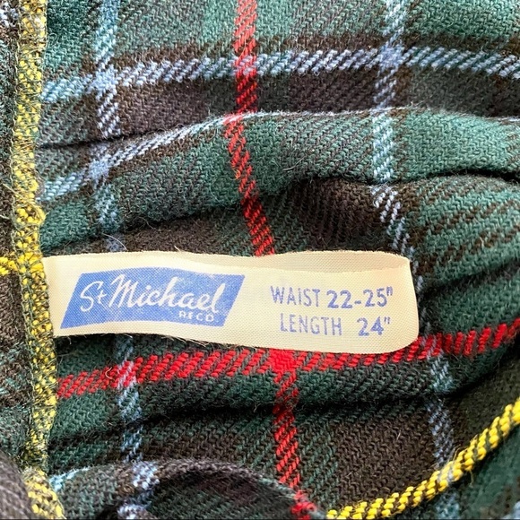 Vintage Tartan Plaid Kilt Skirt and Vtg Trifari Safety Pin Girls S-M 22" Retro - Picture 11 of 15